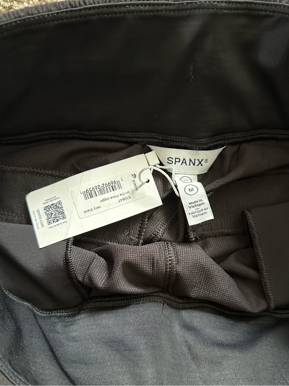 SPANX On The Move Jogger NWT Black - Picture 6 of 7